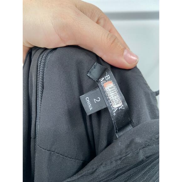 Badgley Mischka Neutral Black Striped Sleeveless V-Neck Hi-Low Gown Size 2 - Picture 8 of 8